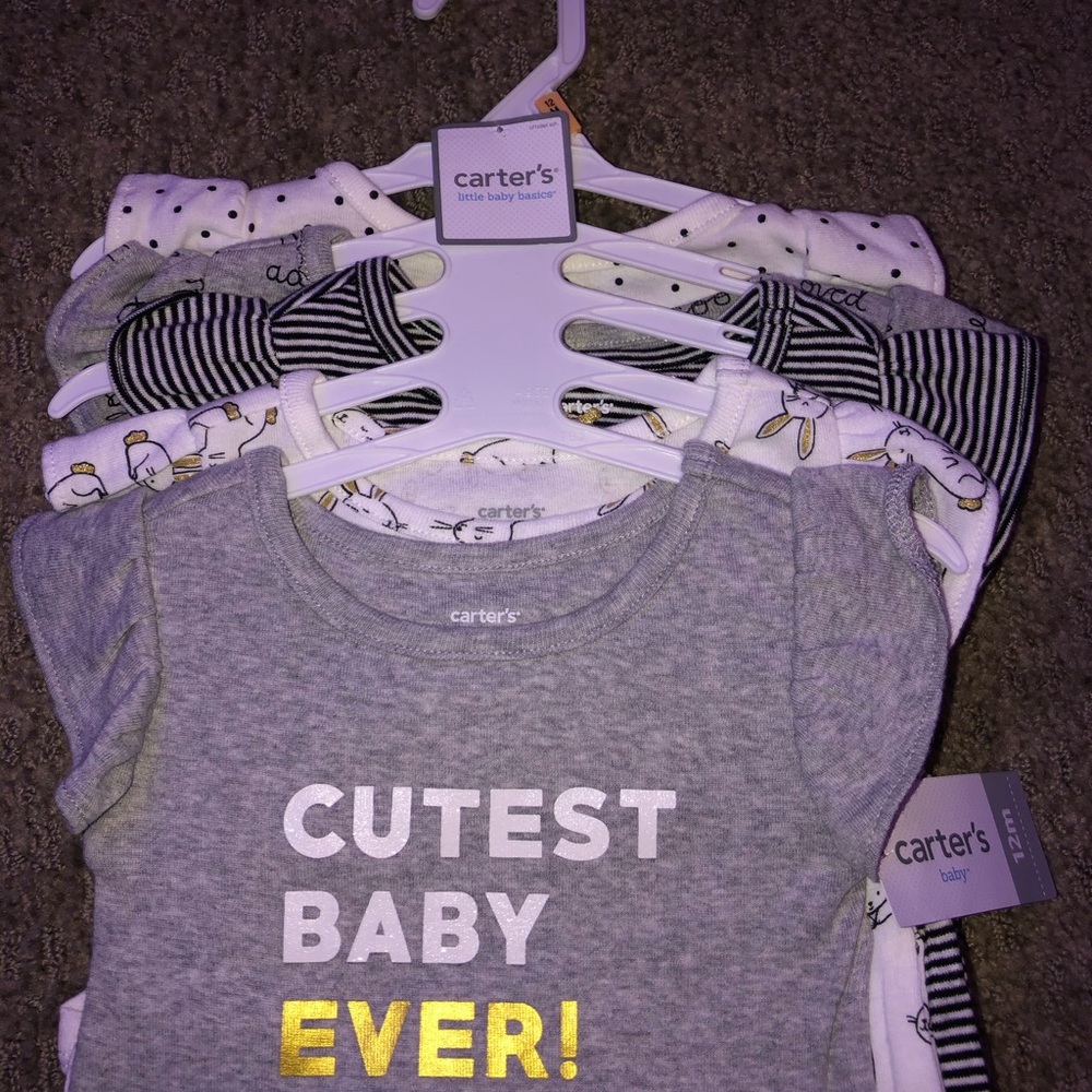 Baby girl 5 piece carters 12 months